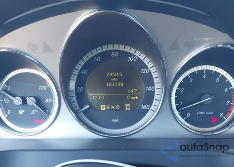 2011 Mercedes-Benz C 300 Luxury/Sport из США, поврежденный, VIN WDDGF5EBXBR136256